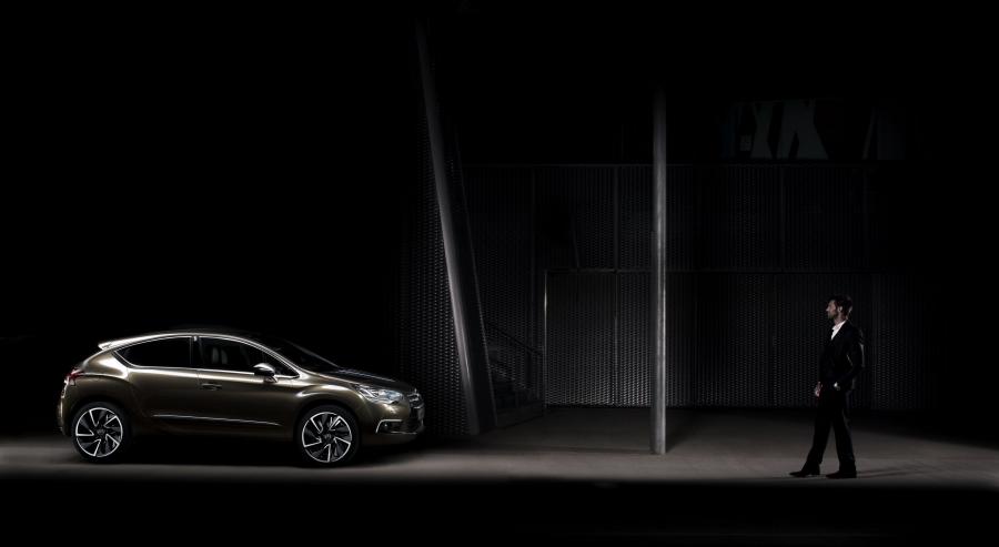  Citroen DS4 2010 года  (фото 35 из 143)